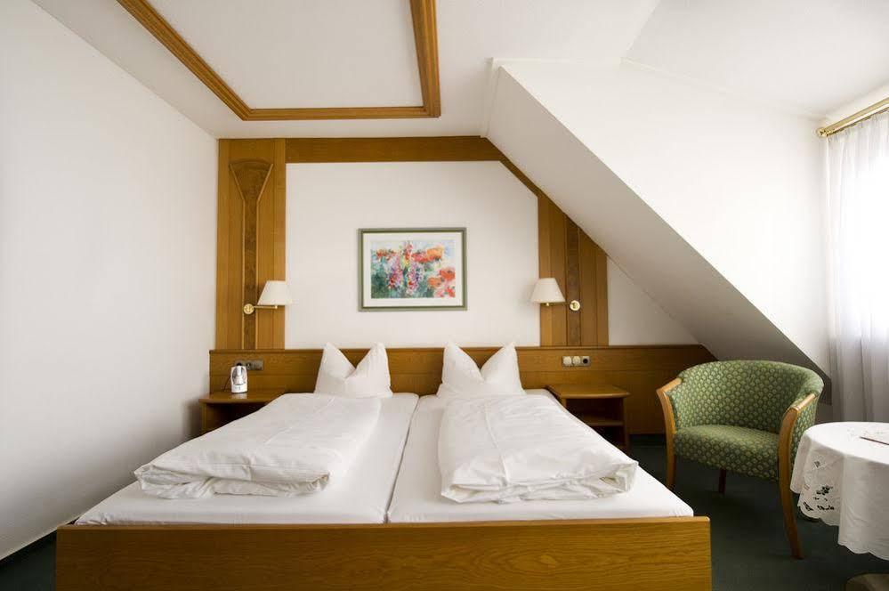 Goebels Hotel Zum Loewen 프라이데발트 외부 사진